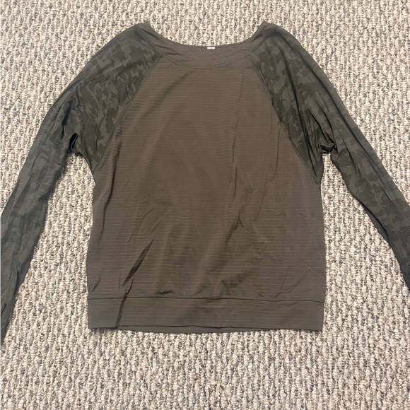 lululemon athletica Tops - Lululemon Athletica Long Sleeve Top